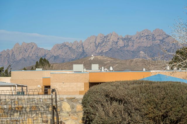 3903 Shady Brook Court, Las Cruces, NM 88005