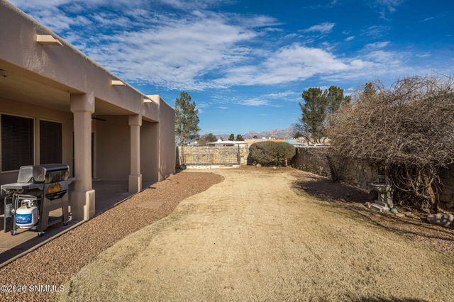 3903 Shady Brook Court, Las Cruces, NM 88005