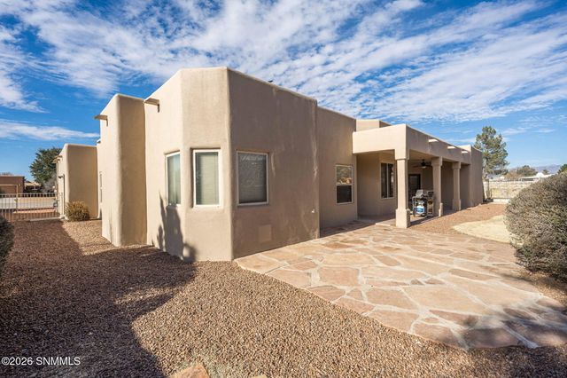 3903 Shady Brook Court, Las Cruces, NM 88005