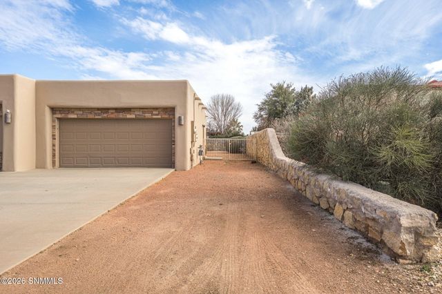 3903 Shady Brook Court, Las Cruces, NM 88005