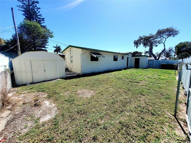 7791 NW 39th St, Hollywood, FL 33024