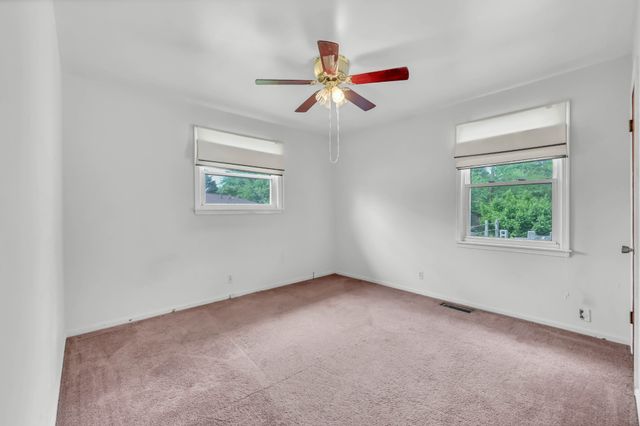 62 Bel Air Blvd, Clarksville, TN 37042