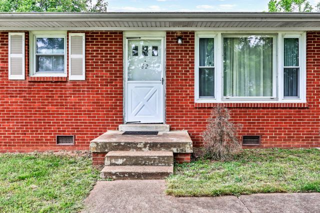 62 Bel Air Blvd, Clarksville, TN 37042