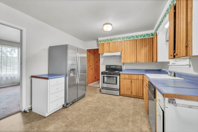 62 Bel Air Blvd, Clarksville, TN 37042