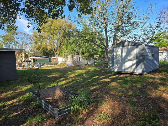 216 POINSETTIA DRIVE, Haines City, FL 33844