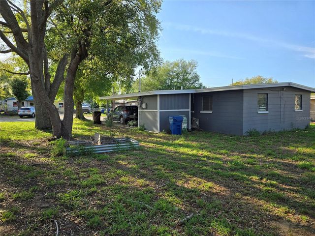 216 POINSETTIA DRIVE, Haines City, FL 33844