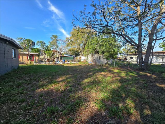 216 POINSETTIA DRIVE, Haines City, FL 33844