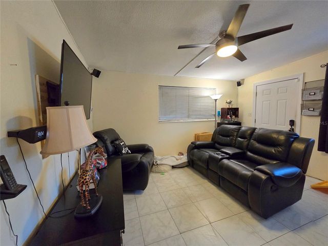 216 POINSETTIA DRIVE, Haines City, FL 33844