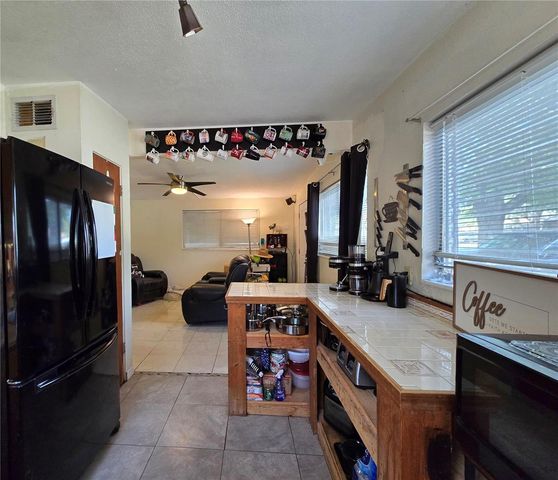 216 POINSETTIA DRIVE, Haines City, FL 33844