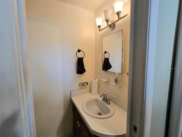 216 POINSETTIA DRIVE, Haines City, FL 33844