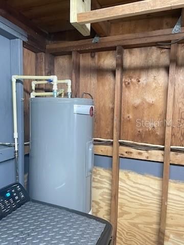 216 POINSETTIA DRIVE, Haines City, FL 33844