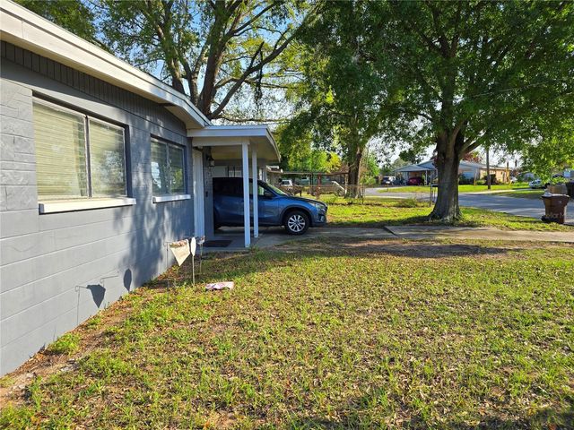 216 POINSETTIA DRIVE, Haines City, FL 33844