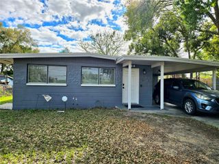 216 POINSETTIA DRIVE, Haines City, FL 33844