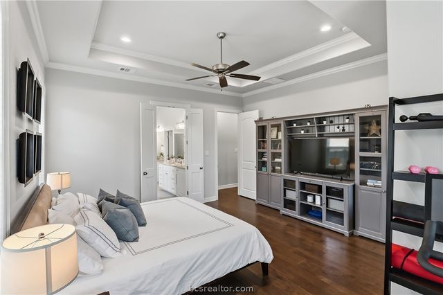 3333 Stoneleigh, Bryan, TX 77808