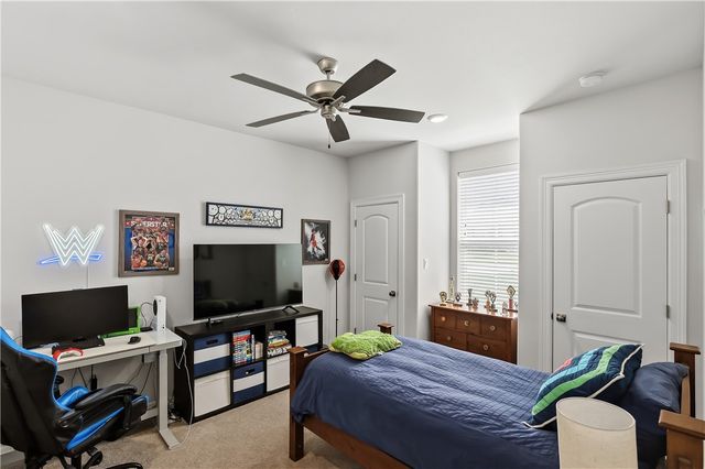 3333 Stoneleigh, Bryan, TX 77808