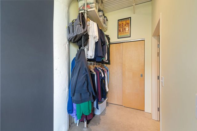 225 9th Street E 409, Saint Paul, MN 55101