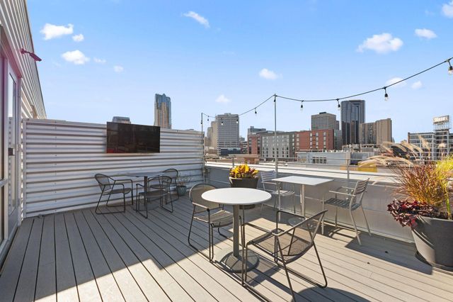 225 9th Street E 409, Saint Paul, MN 55101