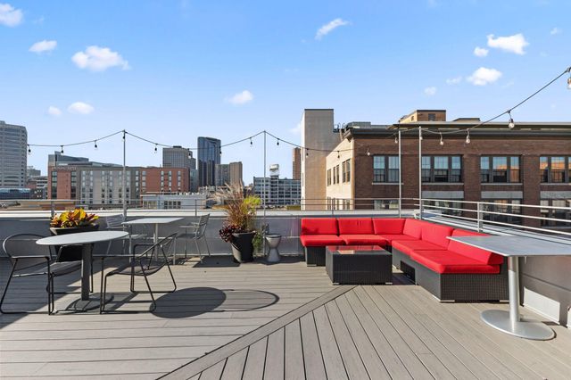 225 9th Street E 409, Saint Paul, MN 55101