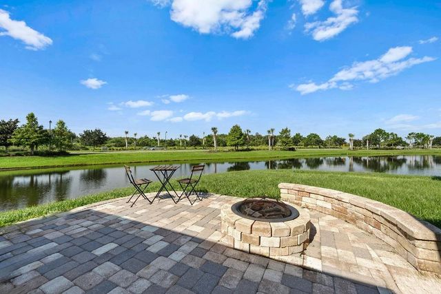 2887 MOSSHIRE CIRCLE, St Cloud, FL 34772