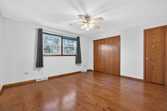 1790 Devonshire Court, Elgin, IL 60123