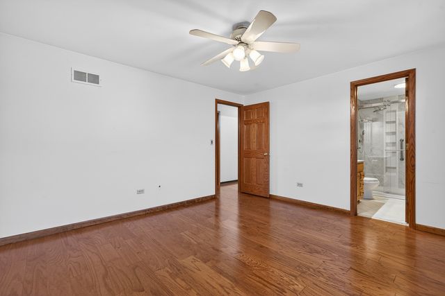 1790 Devonshire Court, Elgin, IL 60123