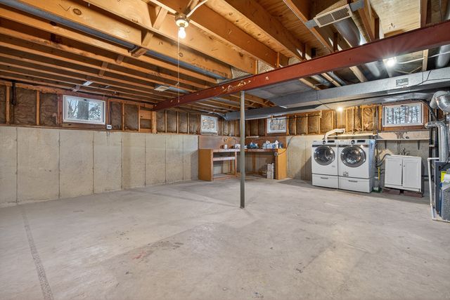 1790 Devonshire Court, Elgin, IL 60123