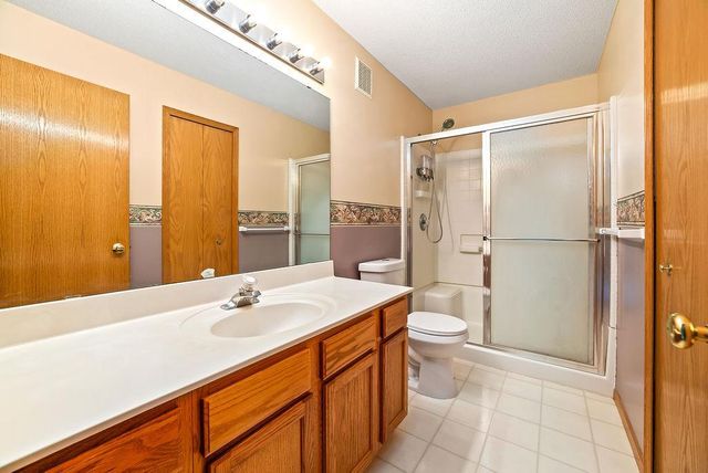 15671 Finch Avenue, Apple Valley, MN 55124
