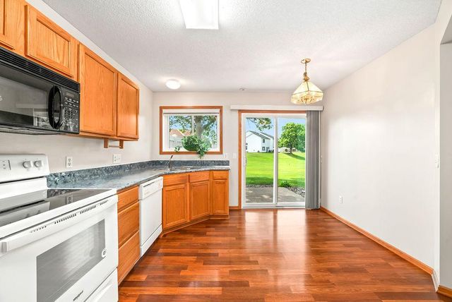15671 Finch Avenue, Apple Valley, MN 55124
