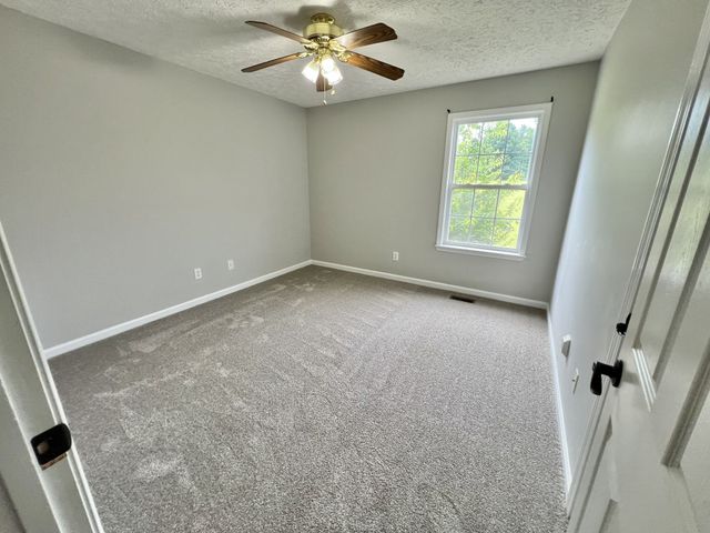 5345 Ashburn Rd, Springfield, TN 37172