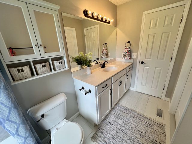 5345 Ashburn Rd, Springfield, TN 37172