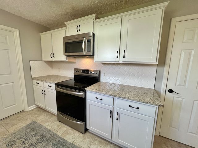 5345 Ashburn Rd, Springfield, TN 37172