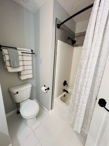 5345 Ashburn Rd, Springfield, TN 37172