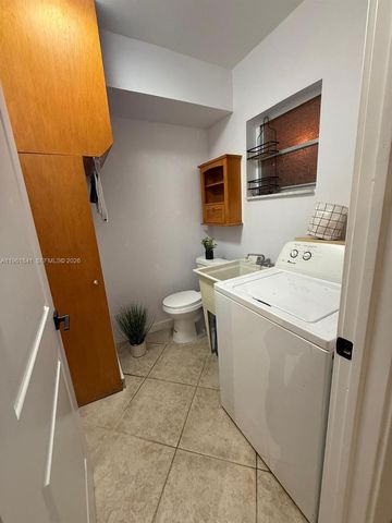 2815 NE 201st Ter L107, Aventura, FL 33180