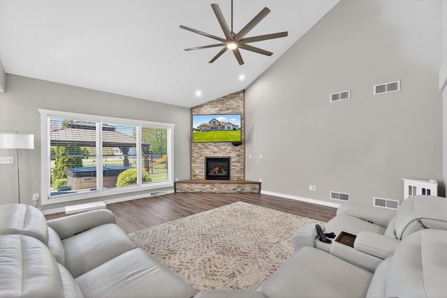 2726 Avalon COURT, Mount Pleasant, WI 53406