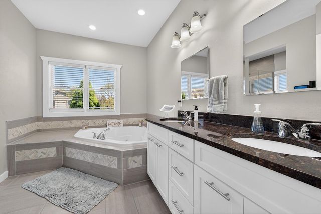 2726 Avalon COURT, Mount Pleasant, WI 53406