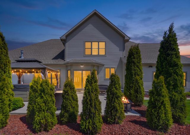 2726 Avalon COURT, Mount Pleasant, WI 53406