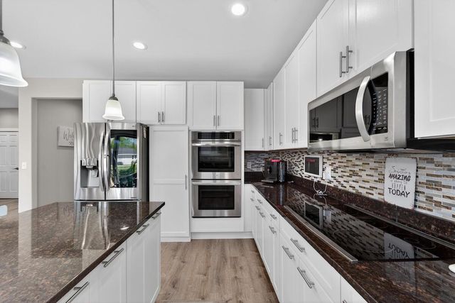 2726 Avalon COURT, Mount Pleasant, WI 53406