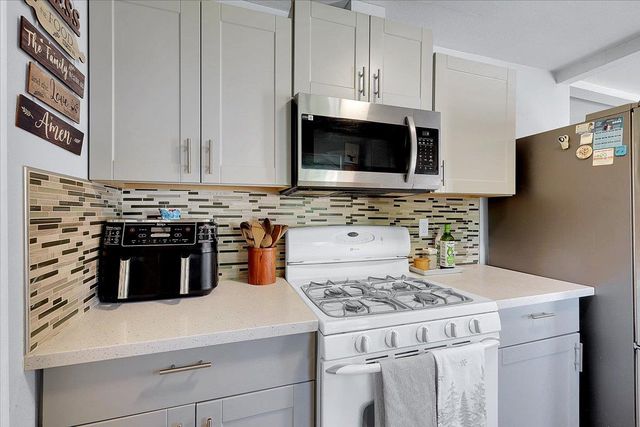 72 Main St, Yuba City, CA 95991