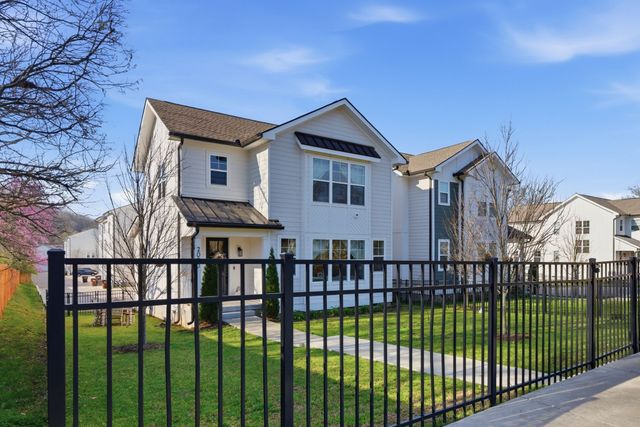 2003 Maple View Lane, Nashville, TN 37207