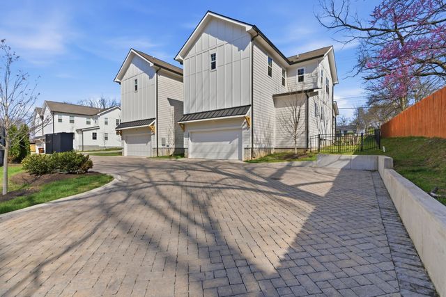 2003 Maple View Lane, Nashville, TN 37207