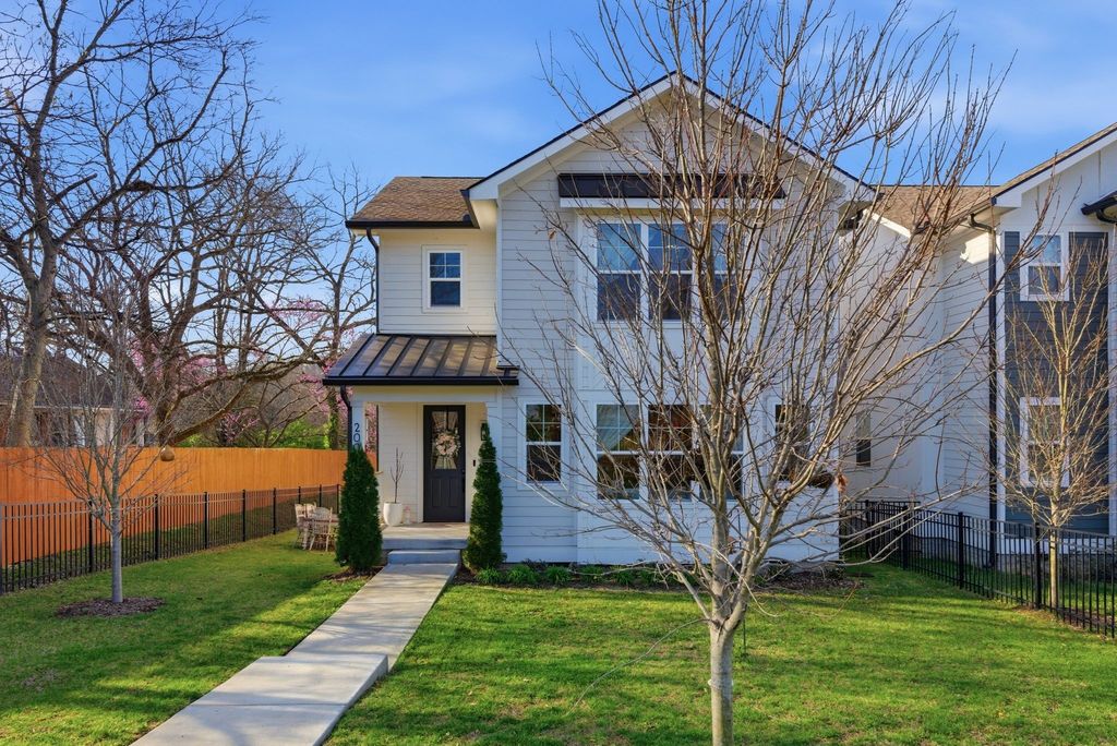 2003 Maple View Lane, Nashville, TN 37207