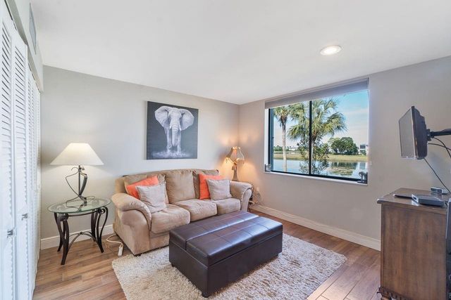 4832 Esedra Court Apt 206, Lake Worth, FL 33467