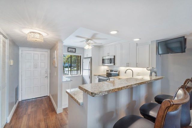 4832 Esedra Court Apt 206, Lake Worth, FL 33467