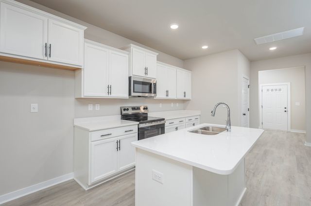 108 Cherry Blossom Way, Dickson, TN 37055