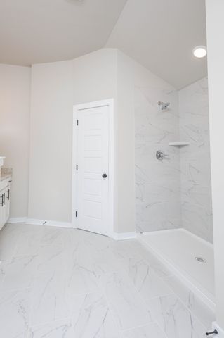 108 Cherry Blossom Way, Dickson, TN 37055