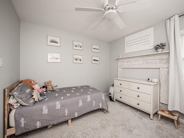 7800 Meadow Lane, Newburgh, IN 47630