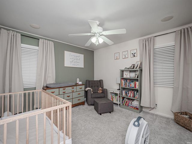 7800 Meadow Lane, Newburgh, IN 47630
