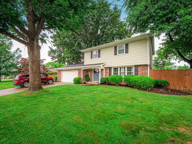 7800 Meadow Lane, Newburgh, IN 47630