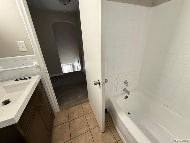 7331 Drexel Street, Dearborn Heights, MI 48127