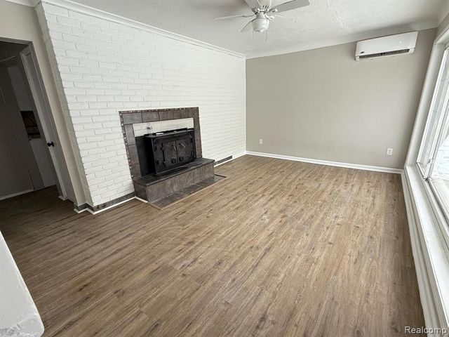 7331 Drexel Street, Dearborn Heights, MI 48127